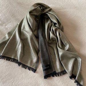 Calvin Klein Lightweight Wrap Scarf